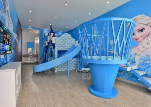 Elsa Castle Slide Family Room: Where Fairy Tales Come Alive at Chuxin Moshe Hotel