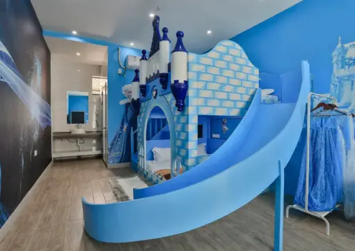 Elsa Castle Slide Family Room: Where Fairy Tales Come Alive at Chuxin Moshe Hotel